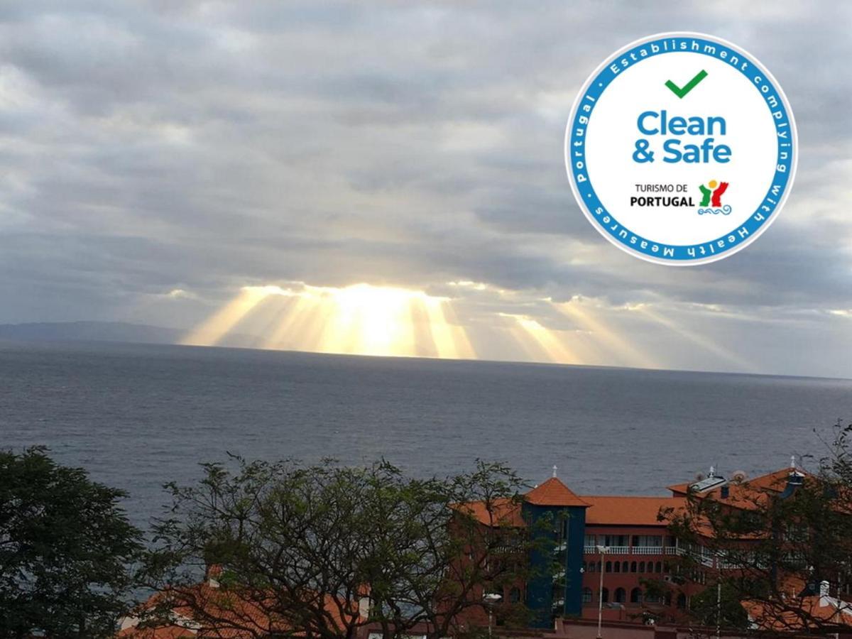 Tamariz Adventure - Sea View And Free Parking Apartment Canico  Bagian luar foto
